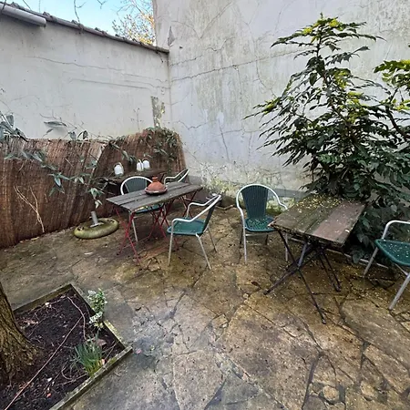 Le Village D'ezra * Brussels